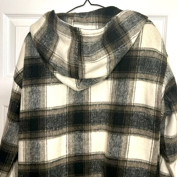 Long plaid transitional shacket - Picture 7 of 7